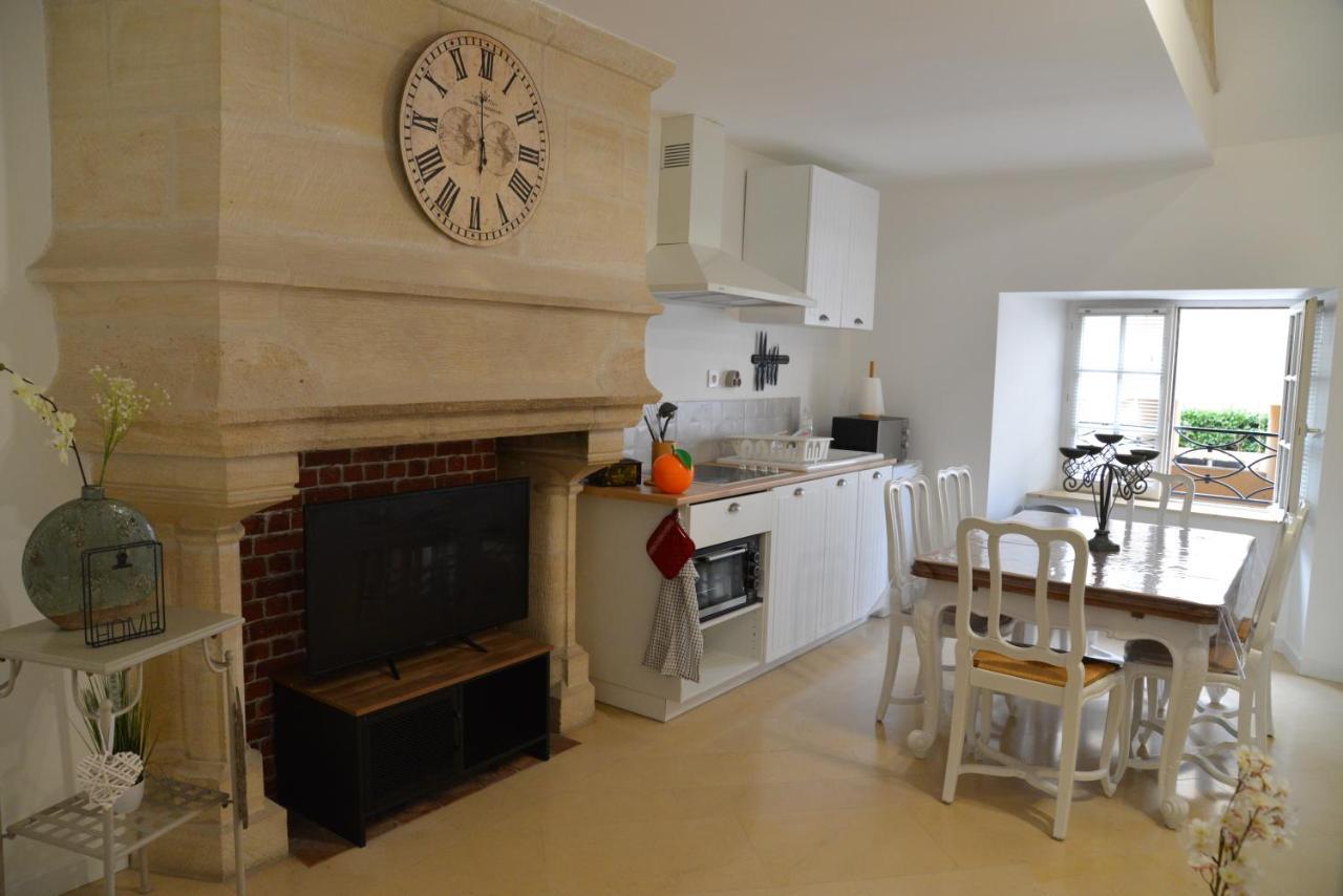 Dnj Appart Hotel Meung-sur-Loire Esterno foto
